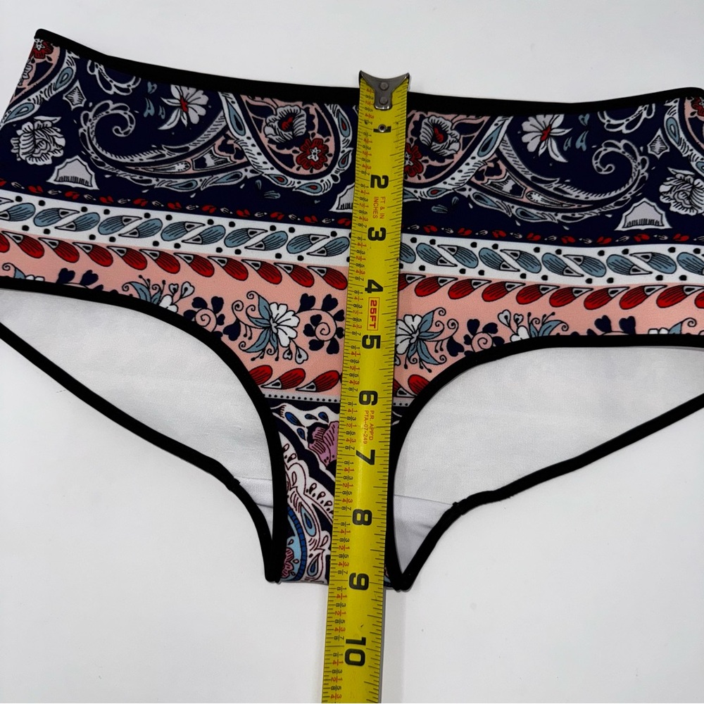 NWOT Clover Canyon swimsuit bikini. Top is a medium and bottoms are small - Picture 10 of 13